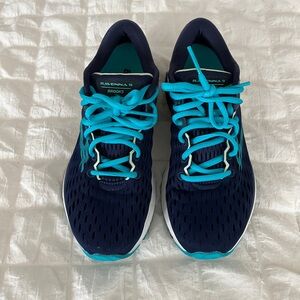Brooks Ravenna 9 | size 7